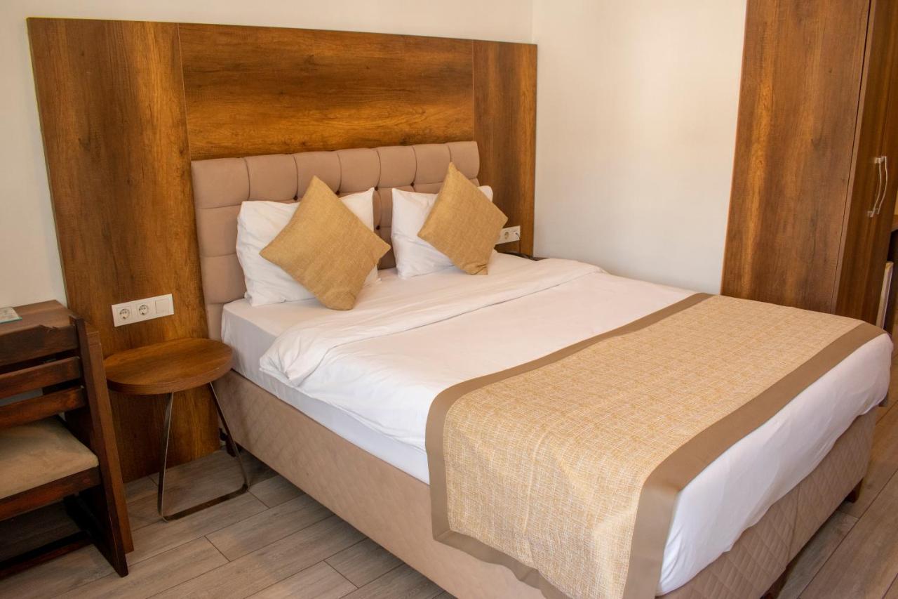 Dinc Pension Bodrum ภายนอก รูปภาพ