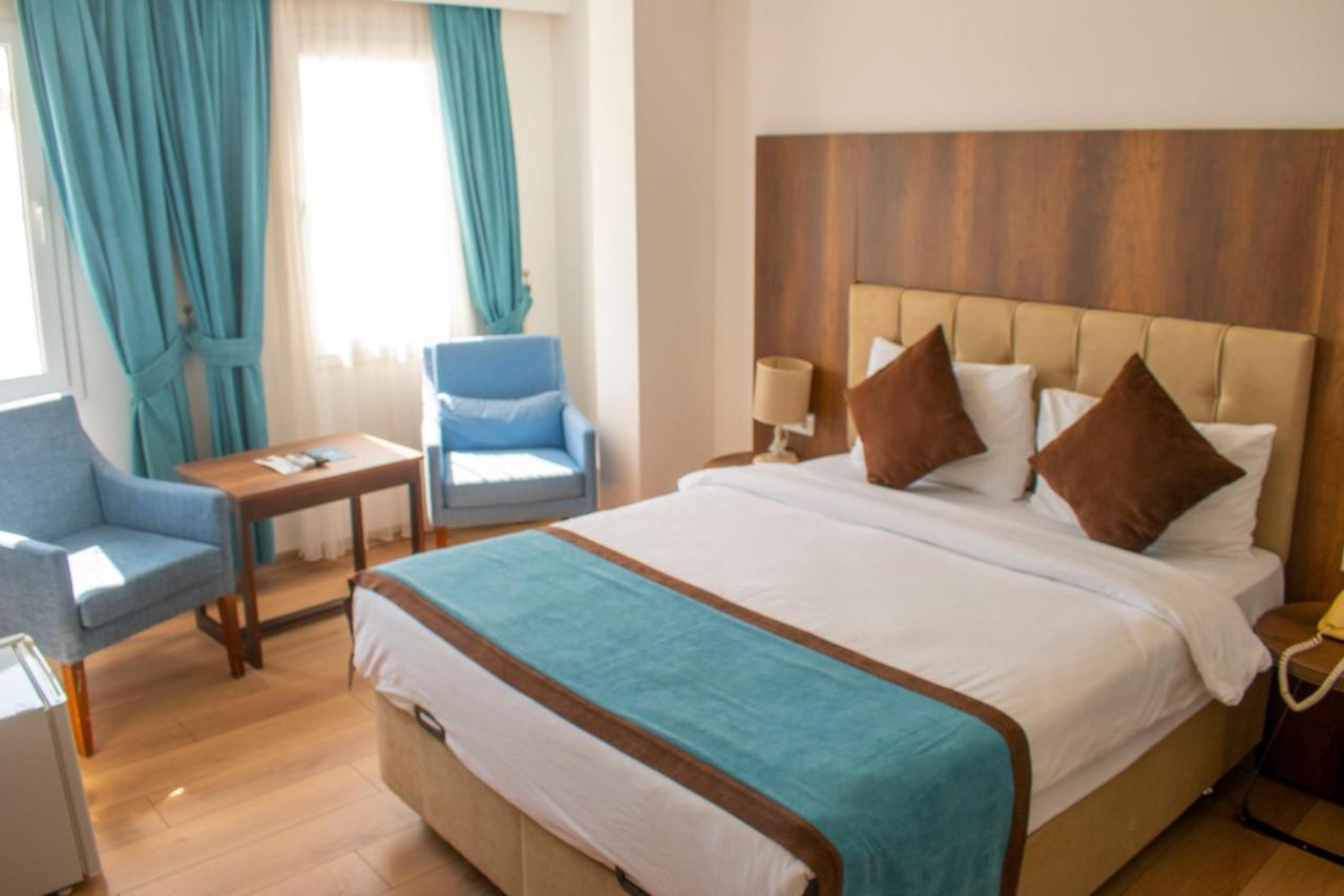 Dinc Pension Bodrum ภายนอก รูปภาพ