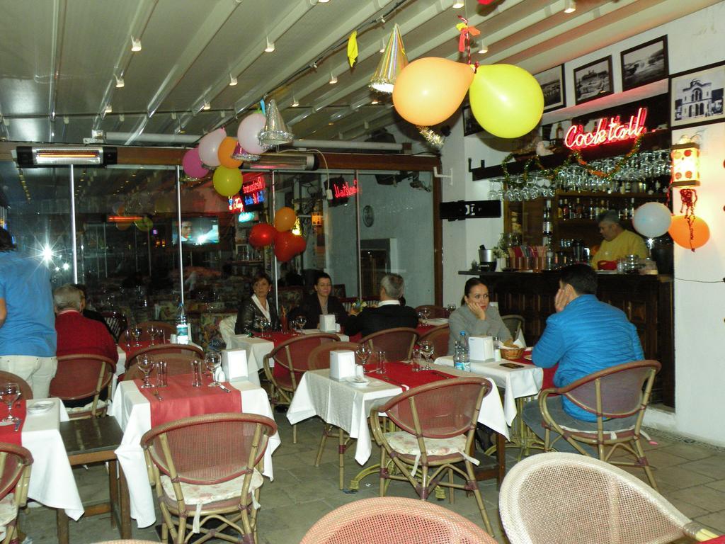 Dinc Pension Bodrum ภายนอก รูปภาพ