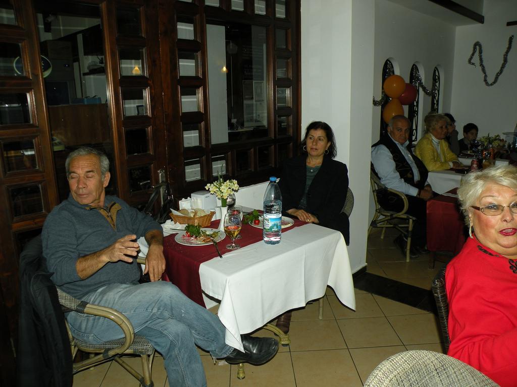 Dinc Pension Bodrum ภายนอก รูปภาพ
